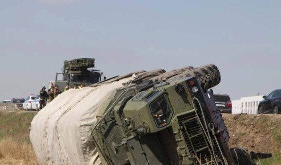 У Тульській області рф нетверезий окупант перевернув тягач із ЗРК «С-400»