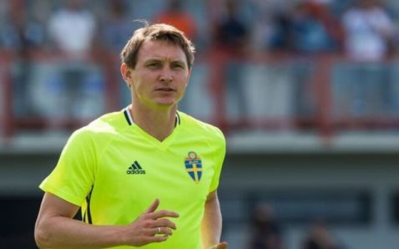 Известный шведский футболист завершил карьеру