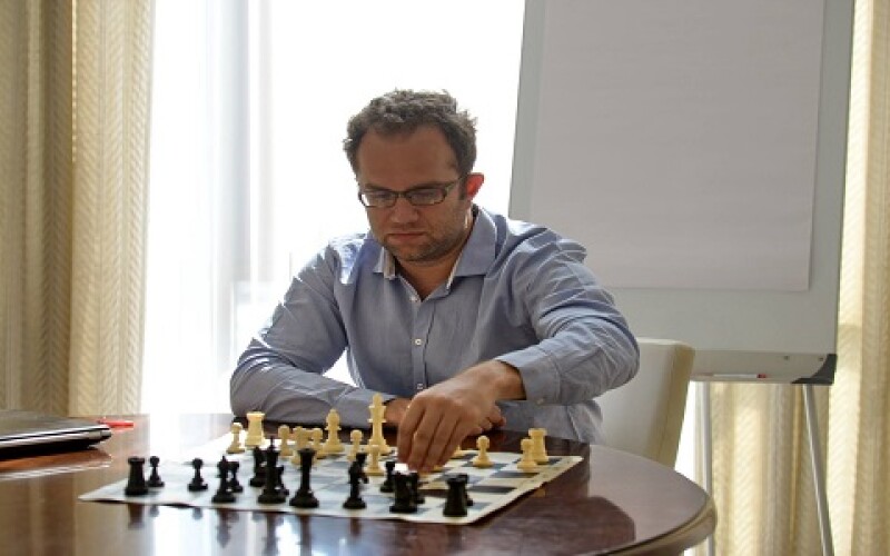 Збірна України з шахів перемогла Росію й стала чемпіоном світу