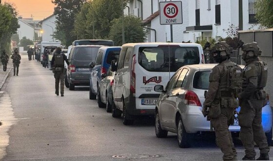 У Мюнхені повідомляють про вибухи та стрілянину