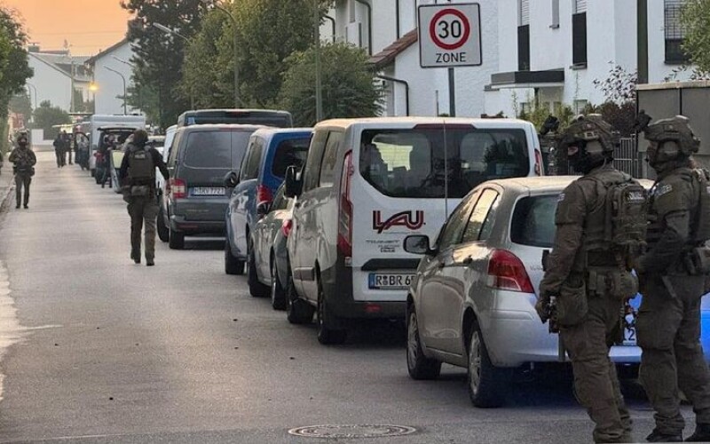 У Мюнхені повідомляють про вибухи та стрілянину