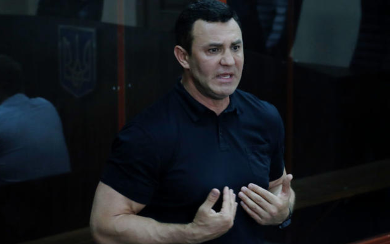 Суд помʼякшив запобіжний захід нардепу Тищенку у справі про незаконне затримання ветерана