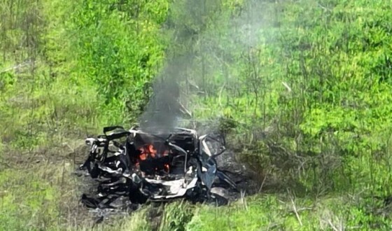 На Харківщині ворожа ракета влучила в цивільний автомобіль