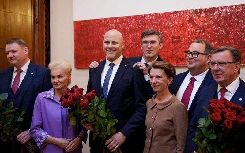 Прем’єр Латвії Кулбергс перемагає на парламентських виборах