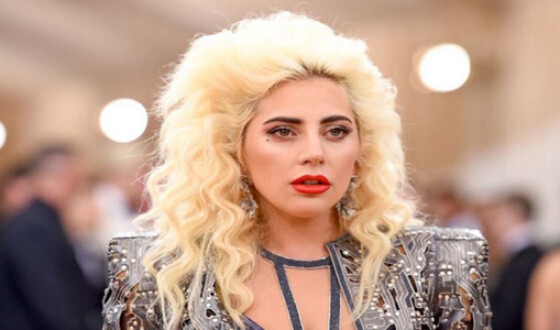 Леди Гага призналась, что шоу-бизнес превратил ее в робота