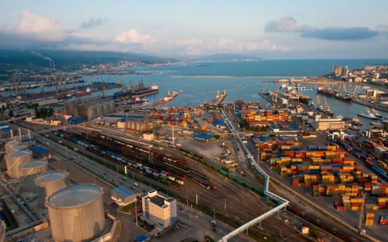 Безекіпажні катери вивели з ладу причальний устрій Морського терміналу КТК у Новоросійську