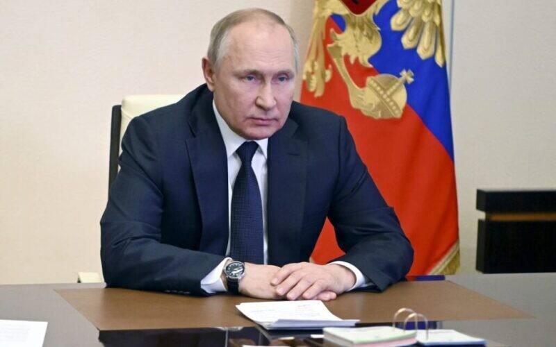 Сховається за екраном: Путін усе ж візьме участь у БРІКС