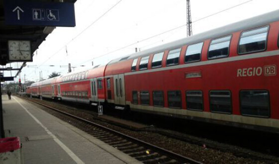 Из-за урагана в Германии остановили движение поездов