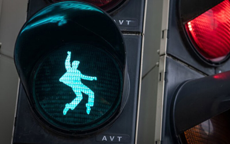 В немецком городе установили светофоры с изображением Элвиса Пресли