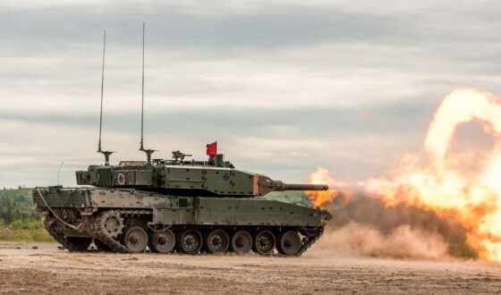 В Україну прибули перші танки Leopard