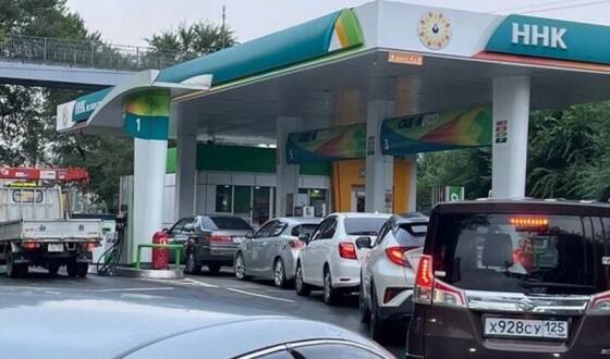 В Орську після атаки на НПЗ виникли проблеми з бензином