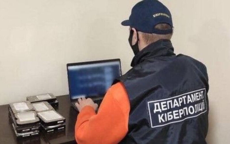 У Києві студент продав персональні дані понад 20 млн. українців через мережу інтернету