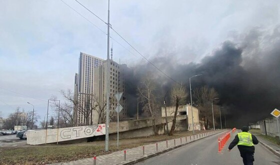 Рашисти завдали ракетних ударів по столиці: у Києві є перебої із світлом