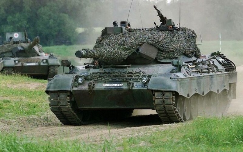 Данія планує протягом року передати танки Leopard Україні