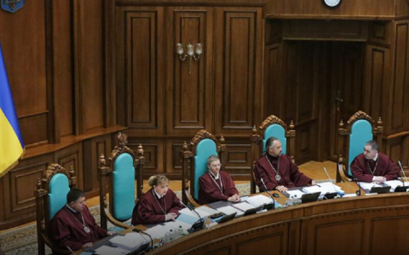 Венеціанська комісія підготувала пропозиції щодо вирішення конституційної кризи в Україні