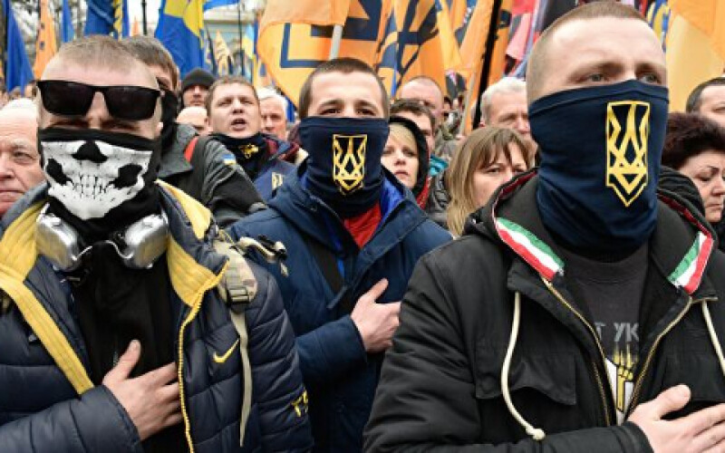 Представники Нацкорпусу в Києві атакували посольство Росії