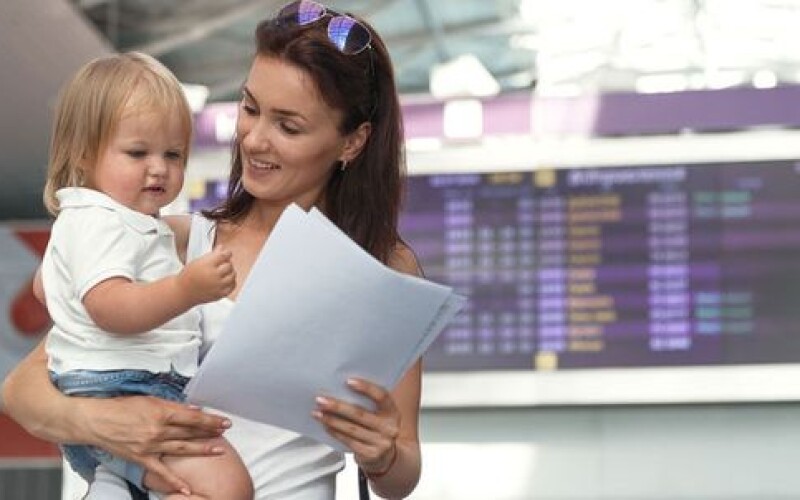 Родителям усложнили поездки за границу новыми правилами