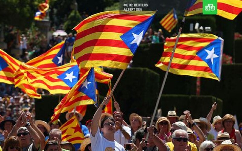 Досрочные выборы в парламент Каталонии пройдут 20 декабря