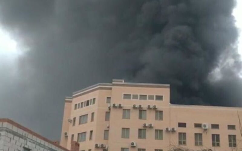 У російському Ростові через пожежу в будівлі ФСБ є загиблі