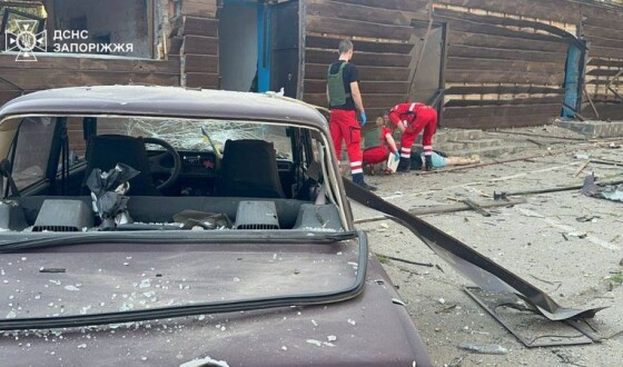 Окупанти вдарили авіабомбами по базі відпочинку на Запоріжжі: є загиблі