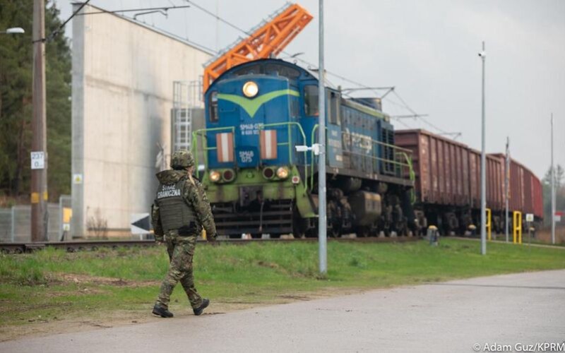 У Польщі відкрили пункти пропуску на кордоні з Білоруссю