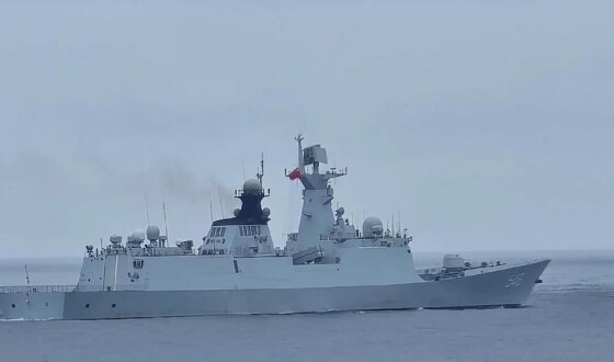 Китайська берегова охорона увійшла у води японських островів