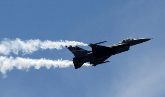 Уряд Нідерландів розглядає можливість передачі Україні винищувачів F-16