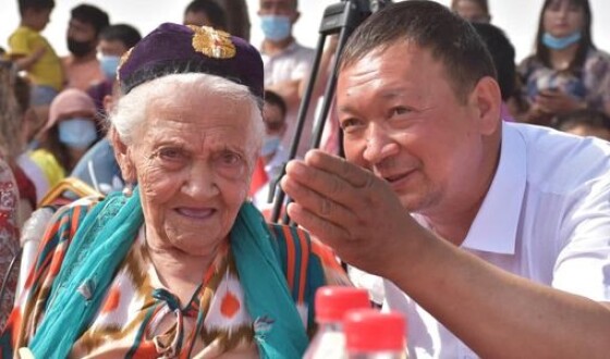 У Китаї у віці 135 років померла найстаріша жінка