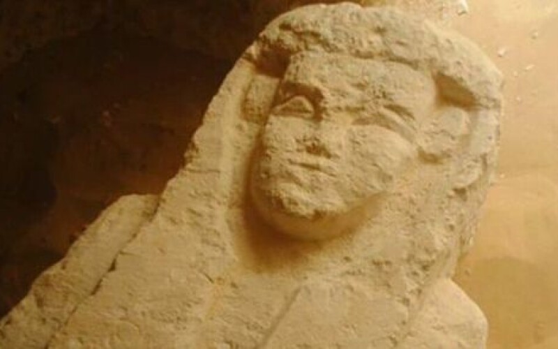 В Египте археологи обнаружили новое захоронение с древними гробницами