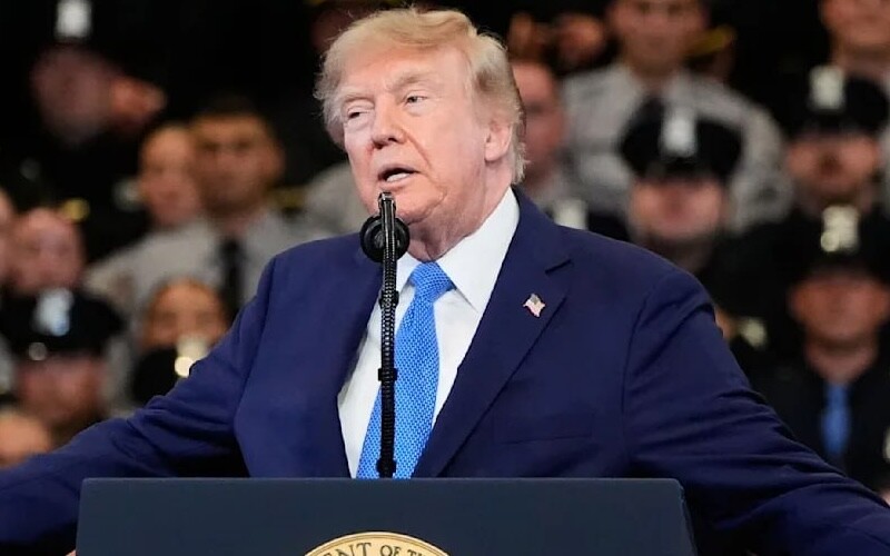 Рейтинг Трампа опустився до мінімуму перед проміжними виборами