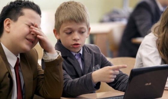 У Японії затримали школяра, який за допомогою ChatGPT зламав мережу інтернет-кафе