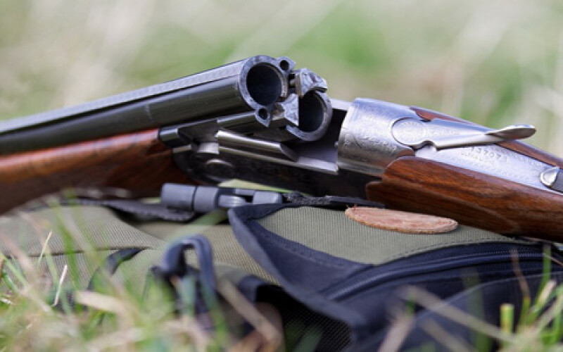 На Чернігівщині під час полювання випадково застрелили поліцейського