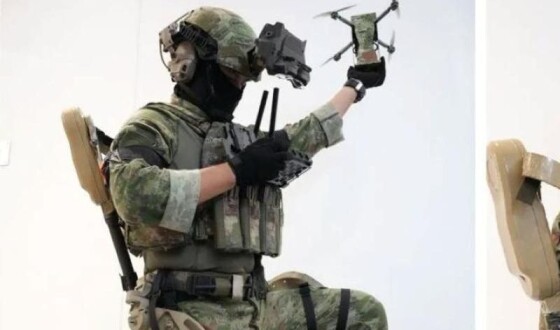 У Китаї створили бойовий екзоскелет для операторів БПЛА