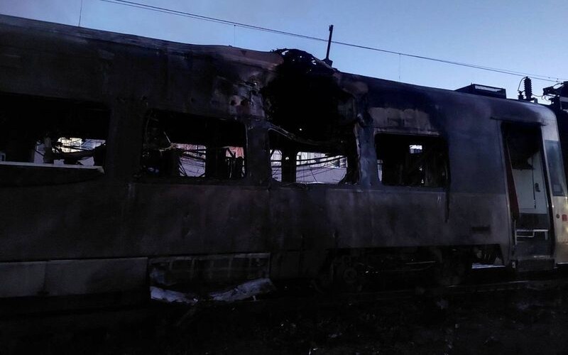 Окупанти завдали удару по цивільному пасажирському складу