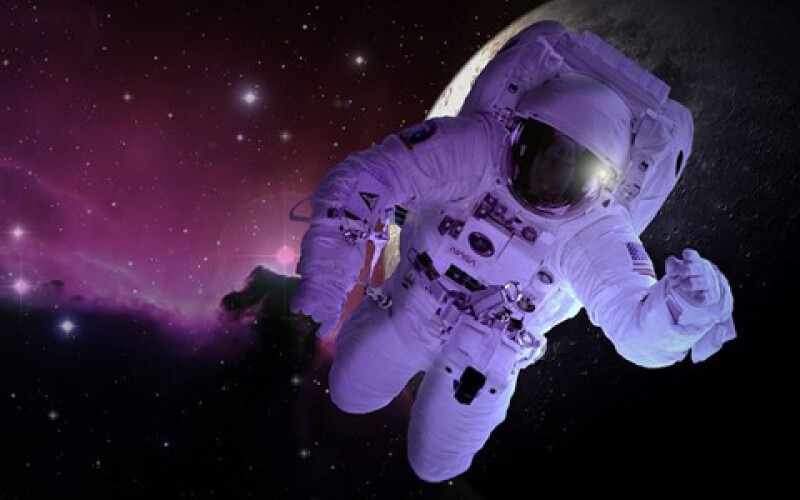 Астронавтов в космосе будут лечить нанороботы