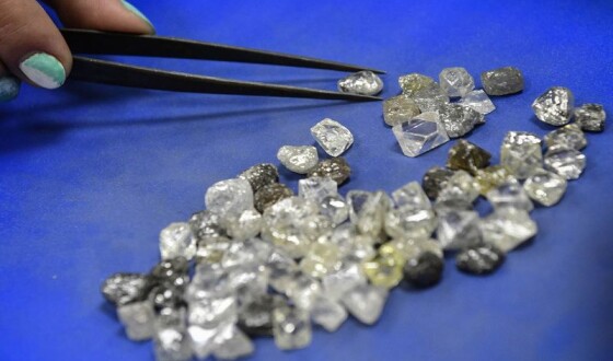 G7 готує рішення щодо заборони торгівлі російськими алмазами