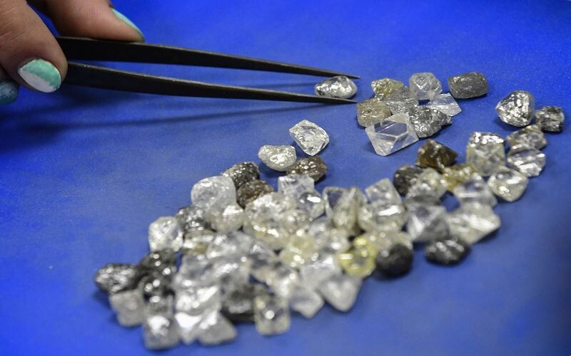 G7 готує рішення щодо заборони торгівлі російськими алмазами