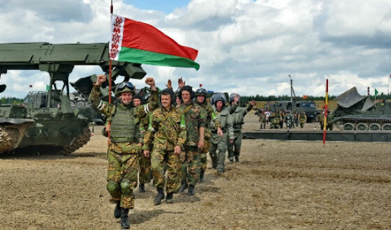 Лукашенко планує збільшити армію до 80 тисяч осіб