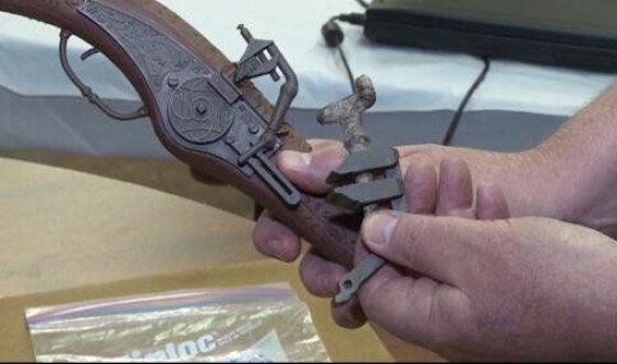 В США археологи нашли необычный пистолет