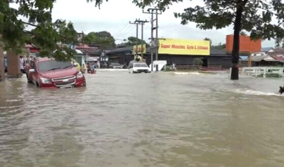 В южном Таиланде жертвами наводнения стали шесть человек