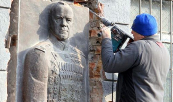 Мер Одеси зробив різку заяву щодо демонтажу барельєфа Жукова