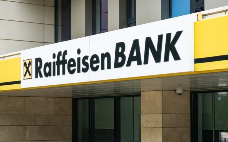 США пригрозили санкціями австрійському Raiffeisen Bank