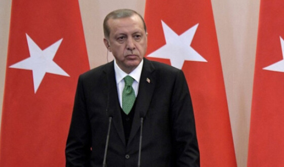Турецька влада розповіла про вибуховий пристрій, який мав спрацювати на мітингу президента