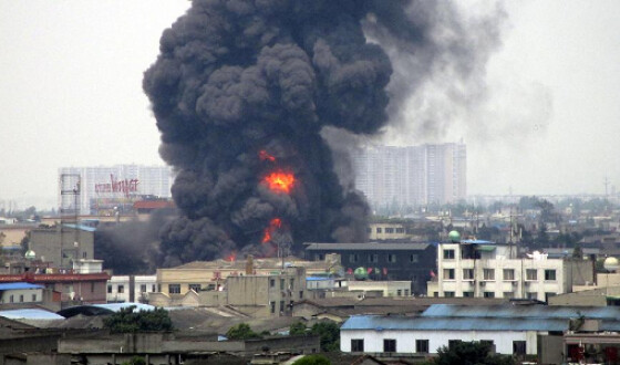 Семеро людей загинули під час вибуху на заводі в Китаї