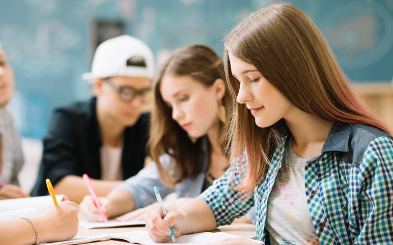 Кличко побоюється, що після завершення війни в Україні багато молоді не повернеться додому