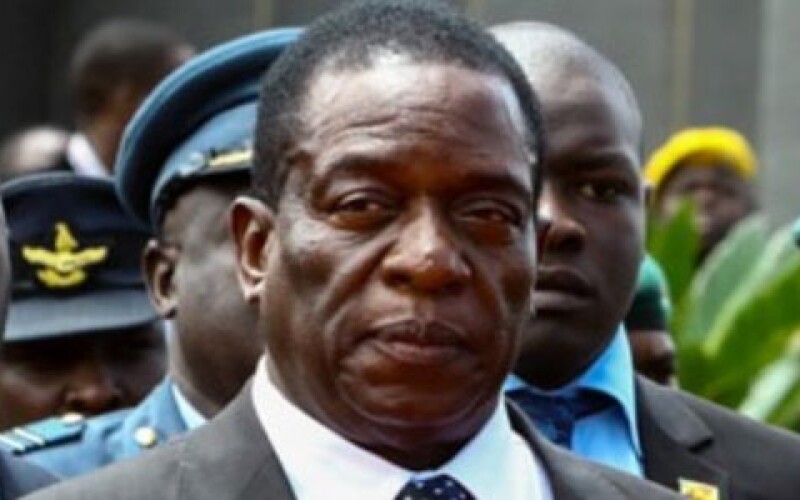 Новый президент Зимбабве призвал снять санкции и обещал выплатить все долги
