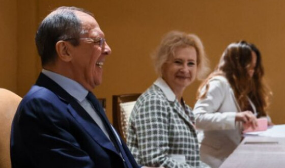 Лавров прокоментував відмову держсекретаря США фотографуватись з ним