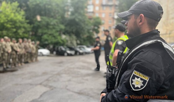 У Києві поліція оштрафувала заклади, які працювали після 22 години