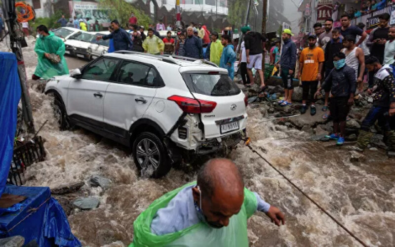 У ПАР понад 300 людей загинули через повінь