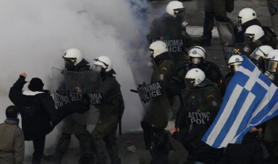 Заворушення в Греції: поліція жорстко розігнала учасників мітингу